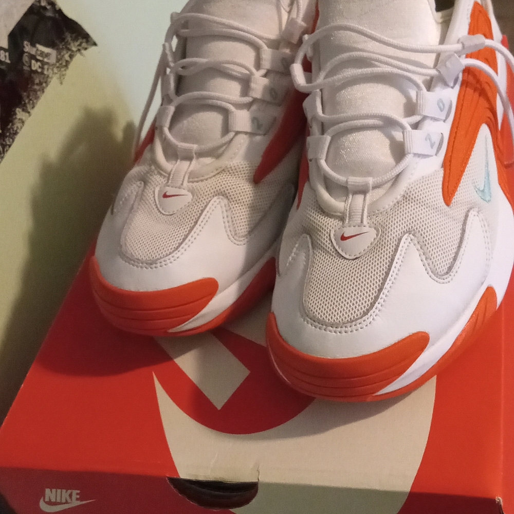 Nike  Sneakers - White and Orange